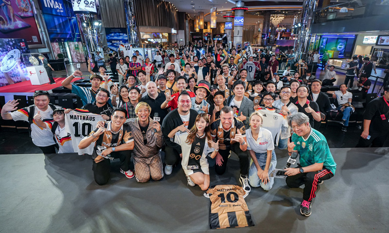FC Online พา “LOTHAR MATTHAUS” นักเตะระดับโลก  มาให้แฟนบอลชาวไทยกระทบไหล่อย่างใกล้ชิด